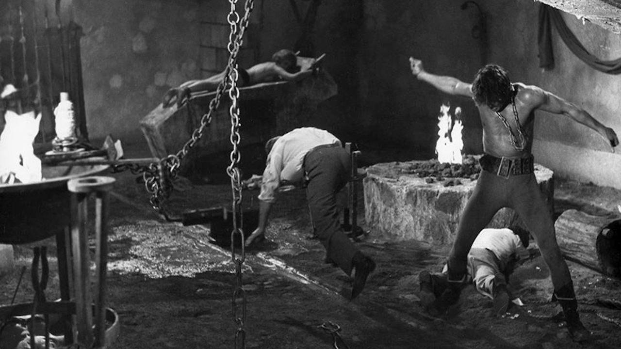 Bloody Pit of Horror 1965 movie scene