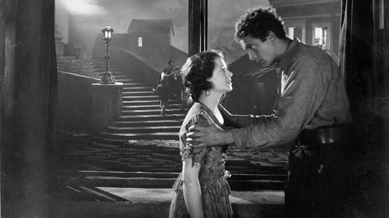 Street Angel 1928 movie scene