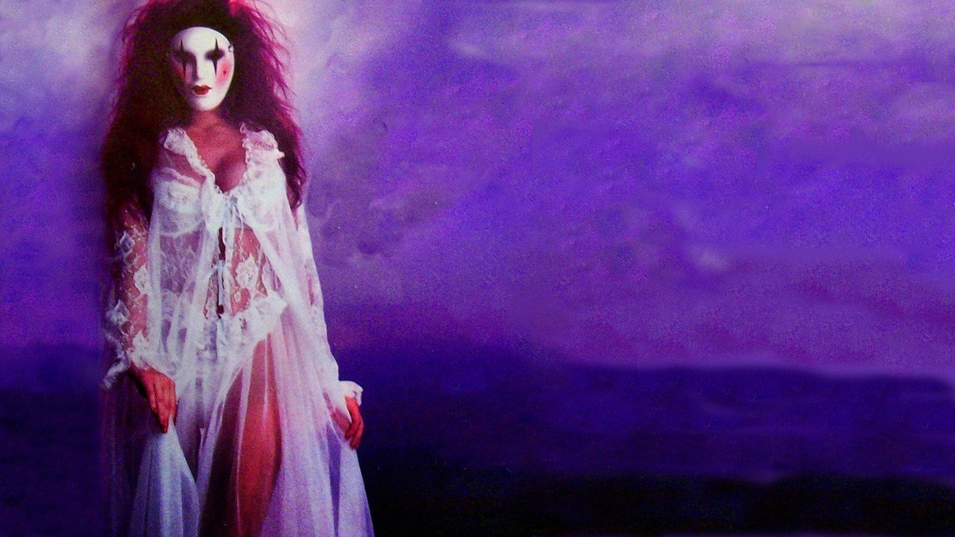Molly & The Ghost 1991 movie scene