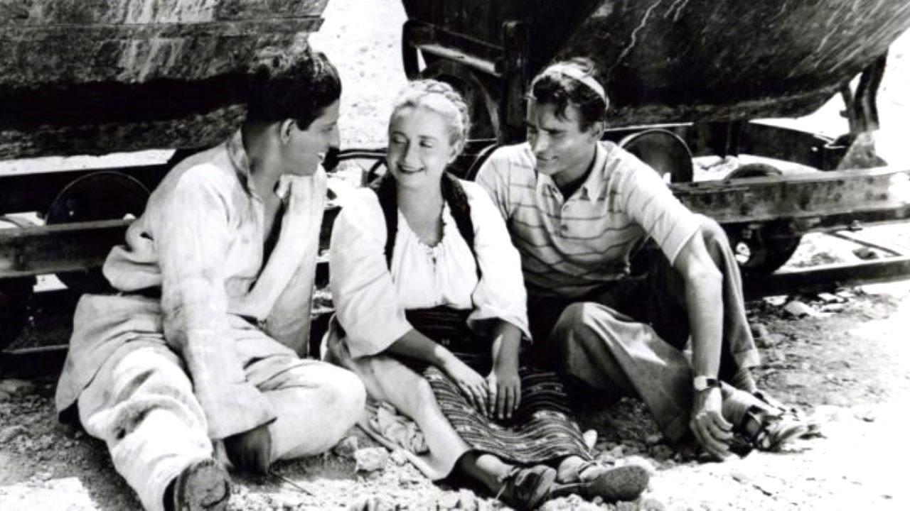 The Valley Resounds 1950 movie scene