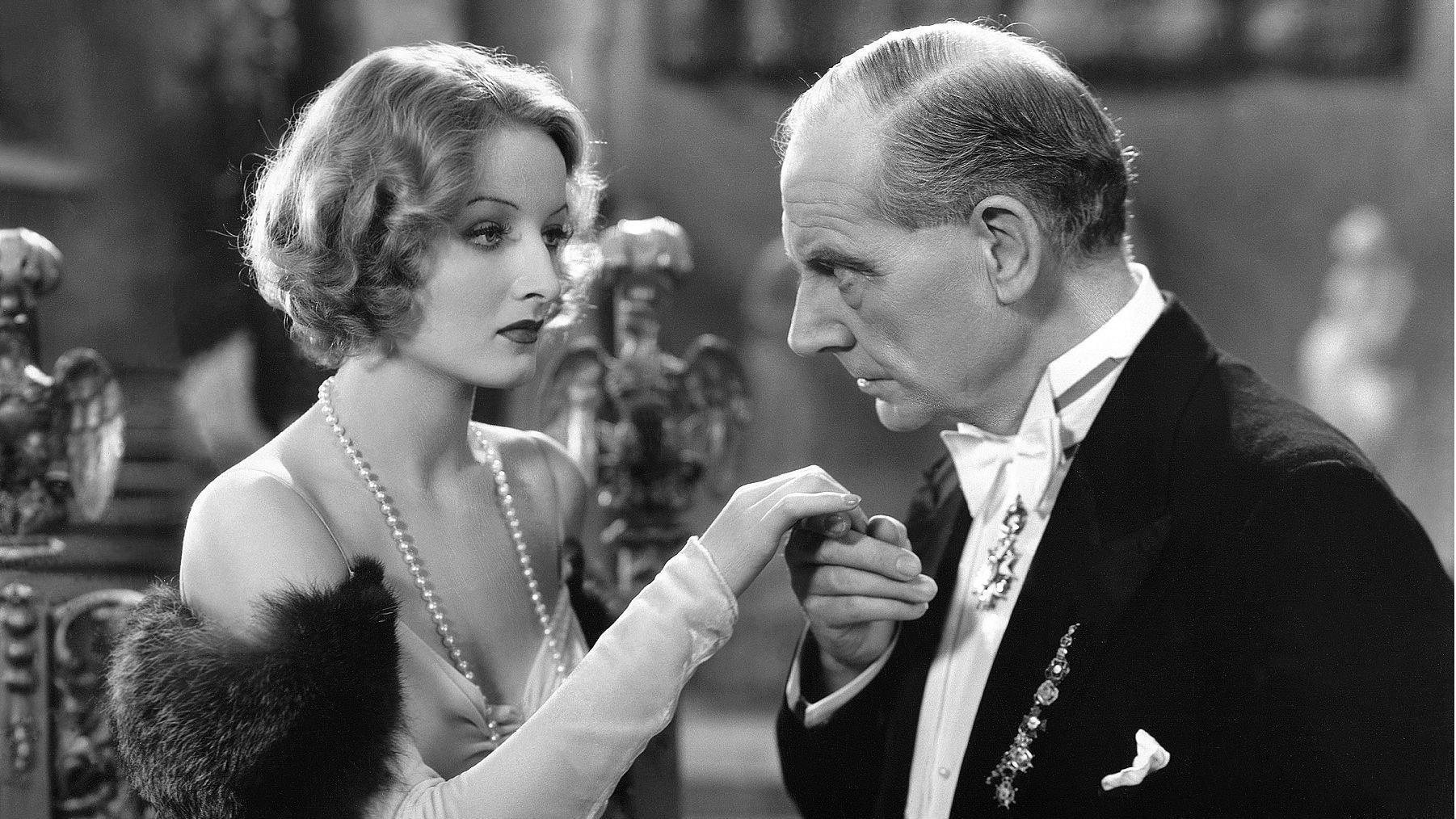 Secrets of the French Police 1932 movie scene