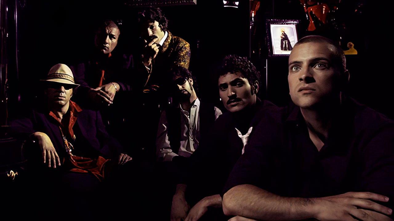 5 (Cinque) 2011 movie scene