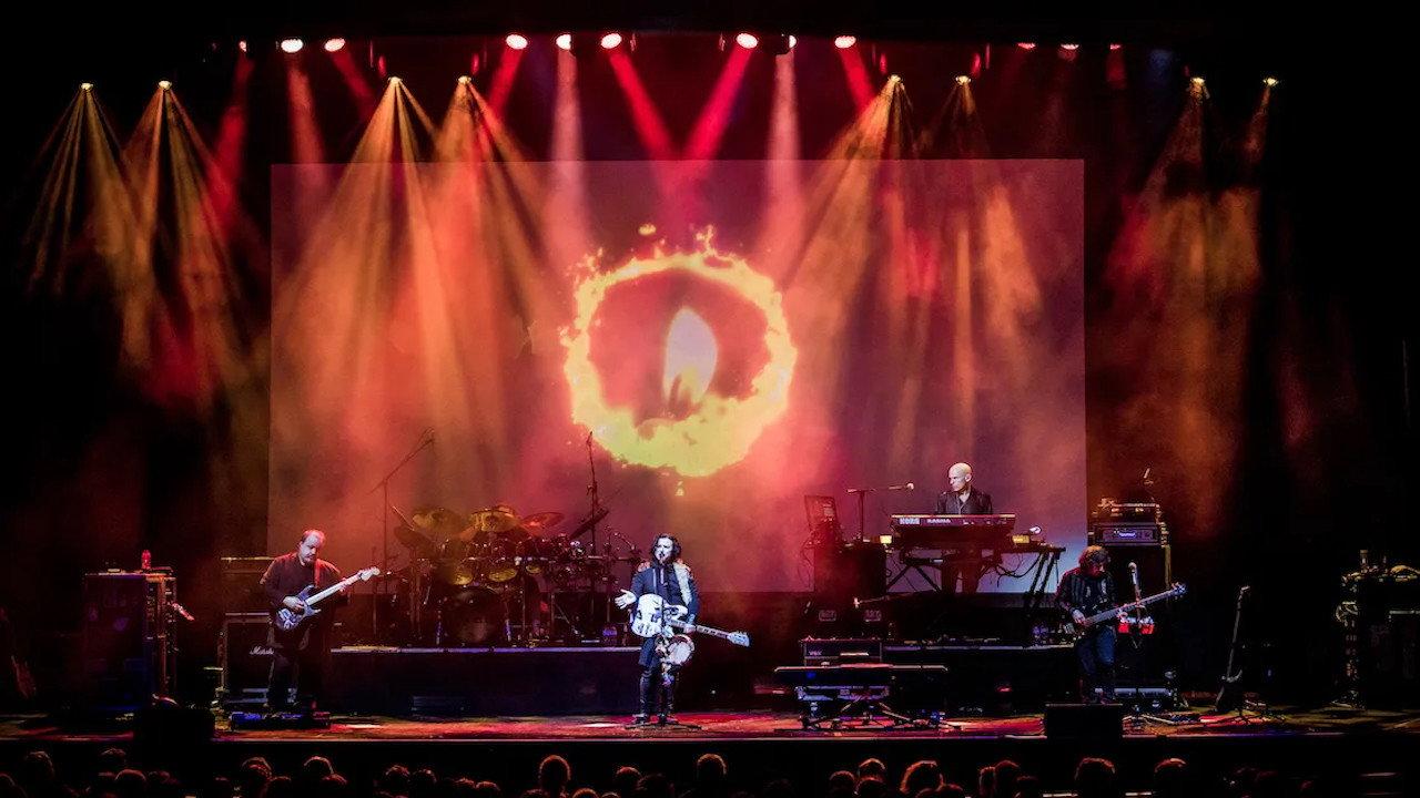 Marillion - The Light at the End of the Tunnel Tour 2021 movie scene