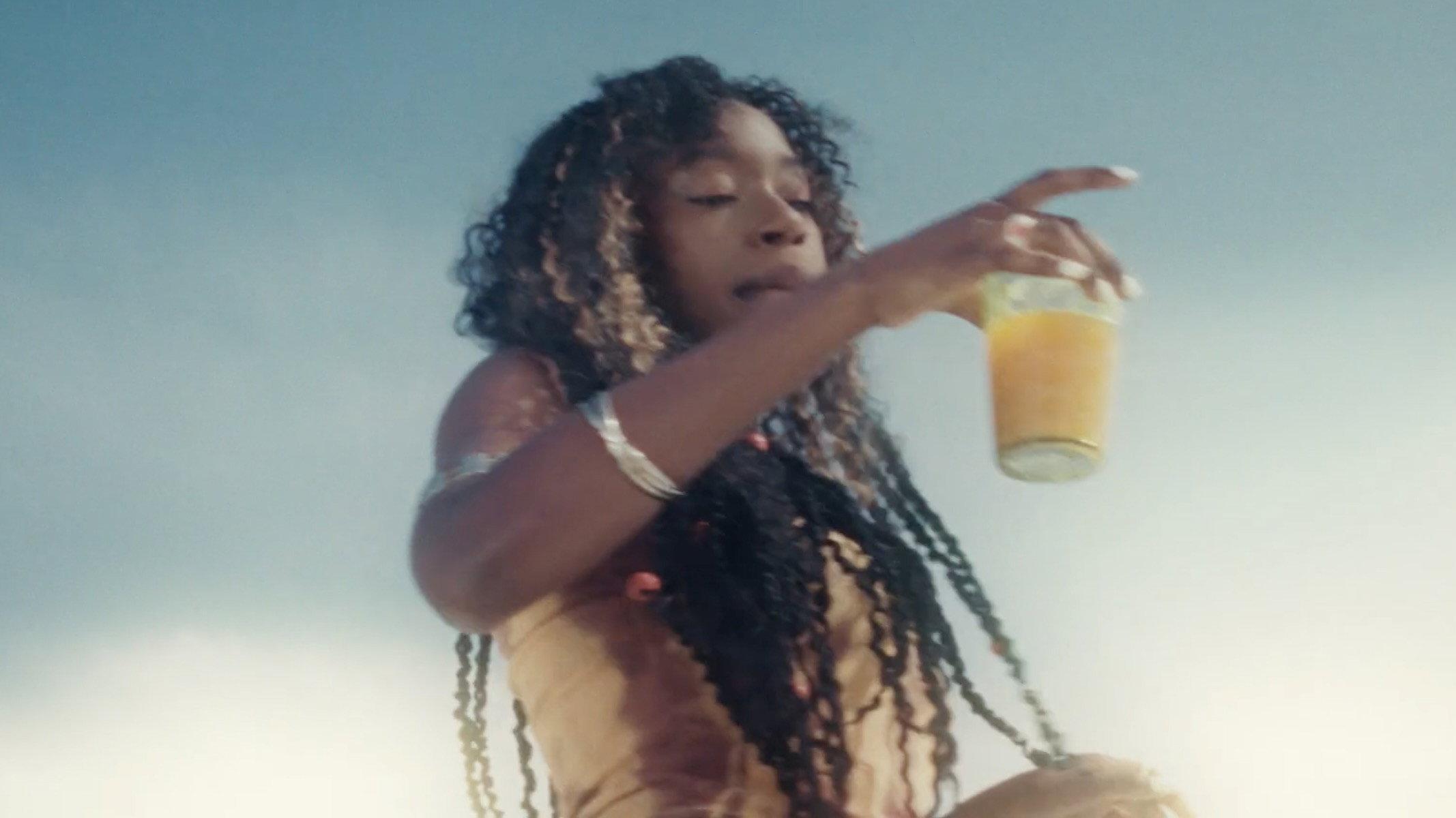 Mango Lemon Soda 2022 movie scene