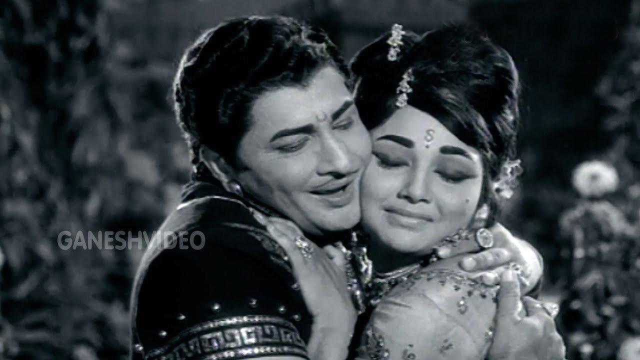 Kathiki Kankanam 1971 movie scene