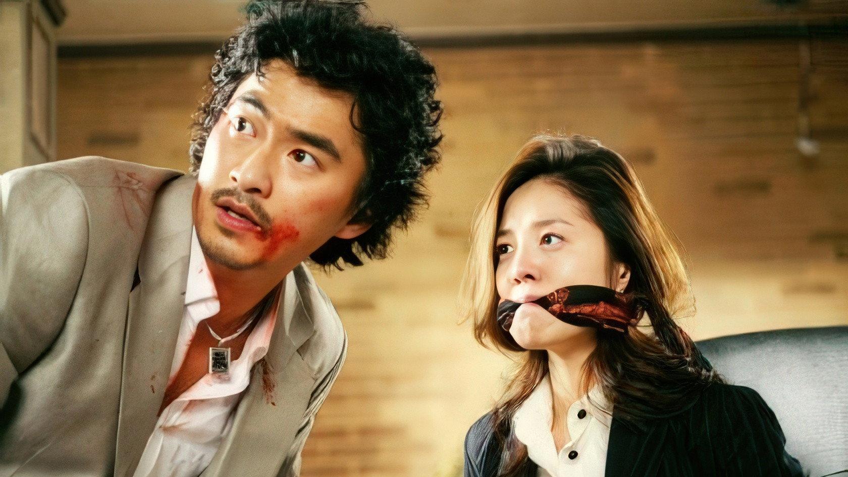 Magang Hotel 2007 movie scene