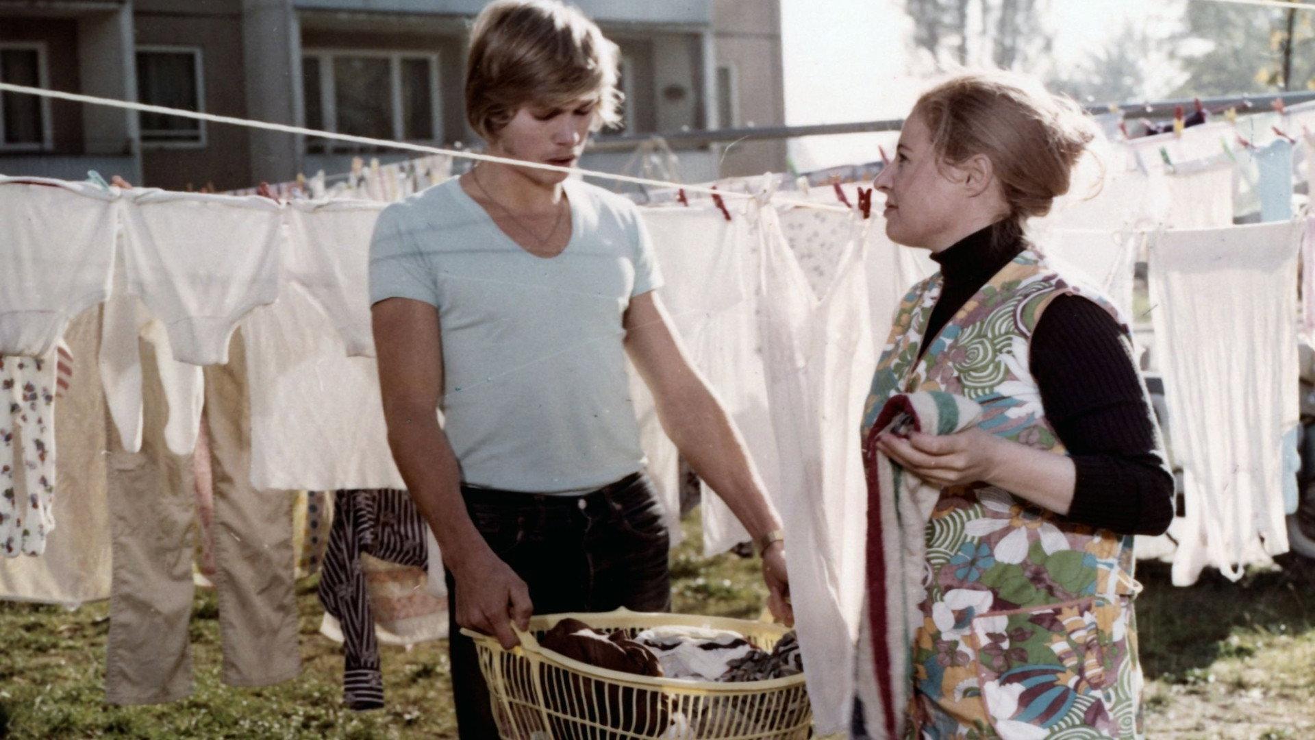 Love at 16 1974 movie scene
