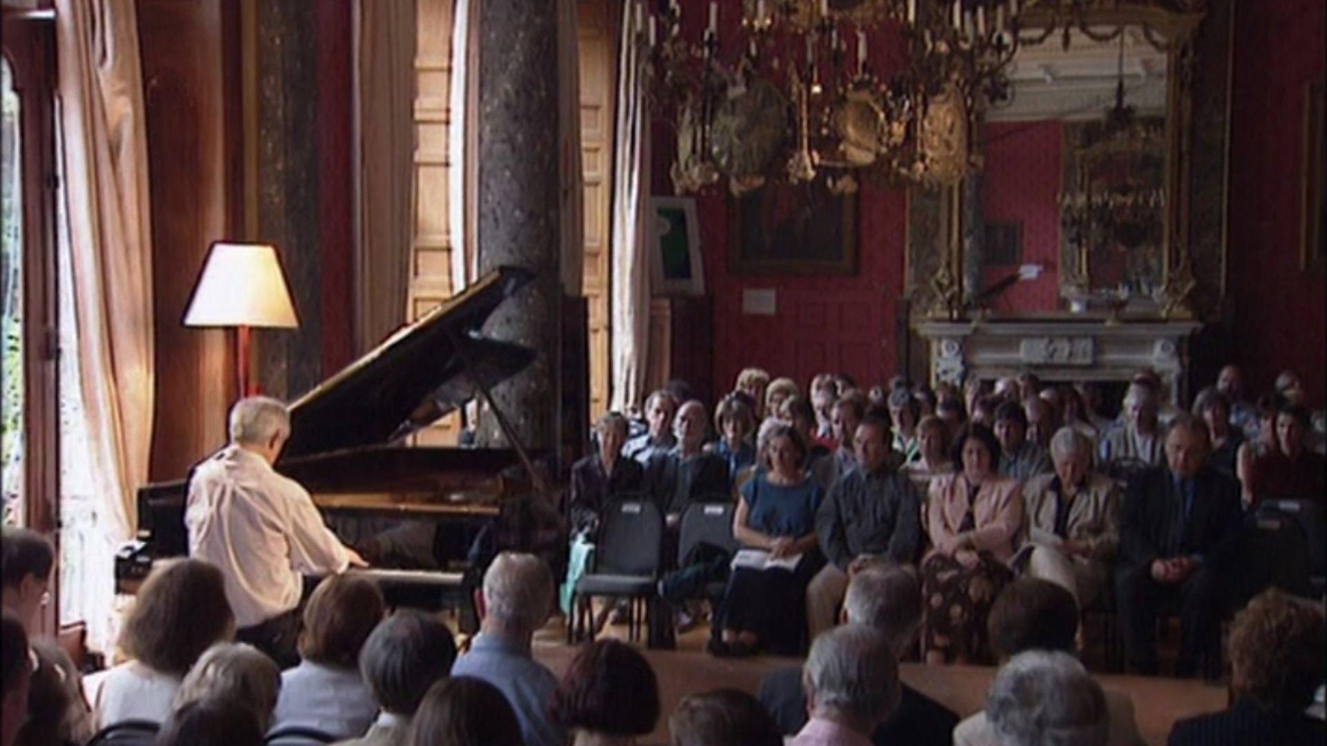 Magic in the air, Bantry House Music 2008 movie scene