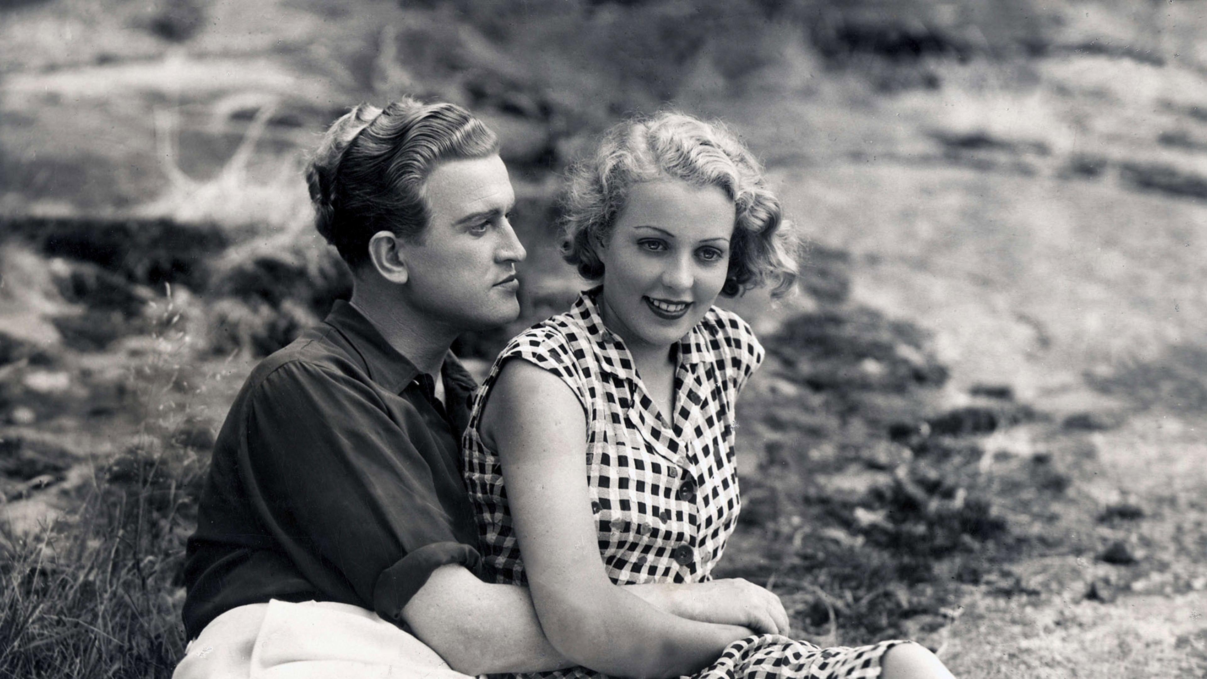 Miehen kylkiluu 1937 movie scene