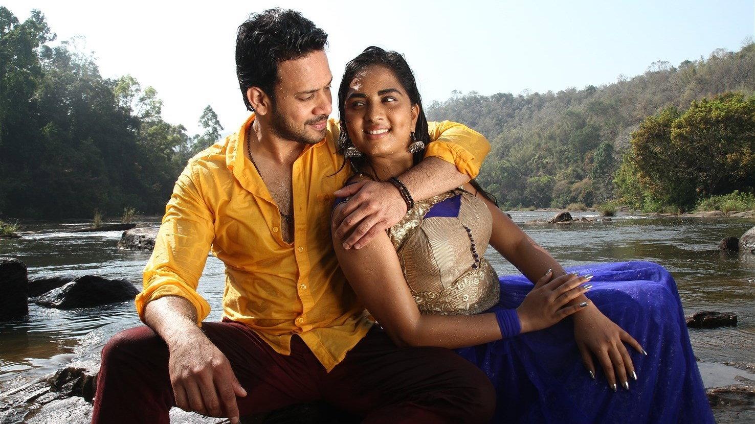 Pottu 2019 movie scene