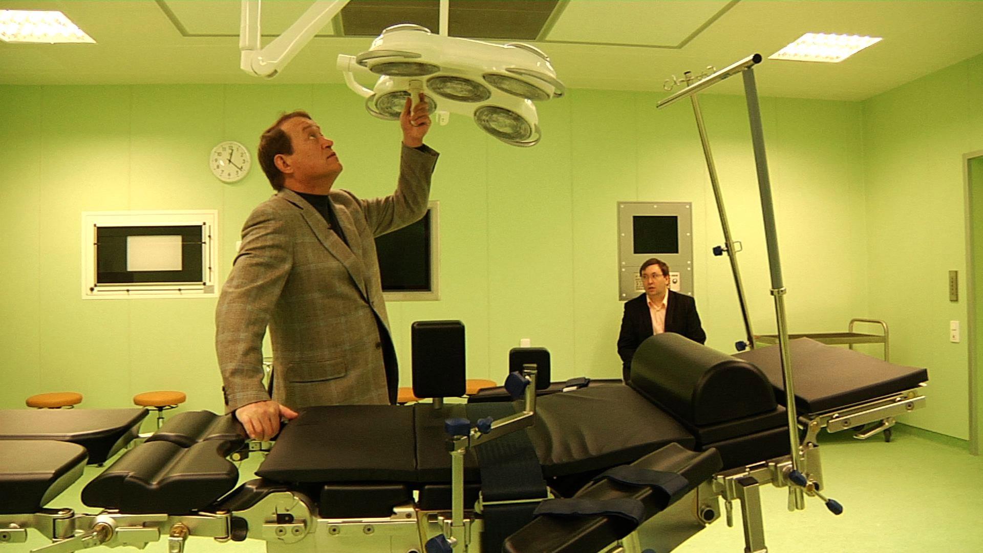 Cardiopulitika 2014 movie scene