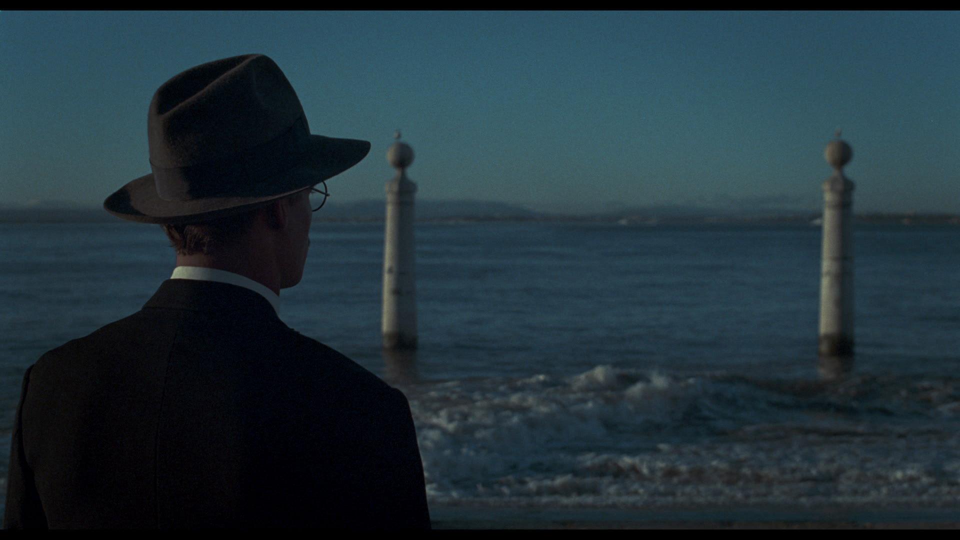 How Fernando Pessoa Saved Portugal 2018 movie scene