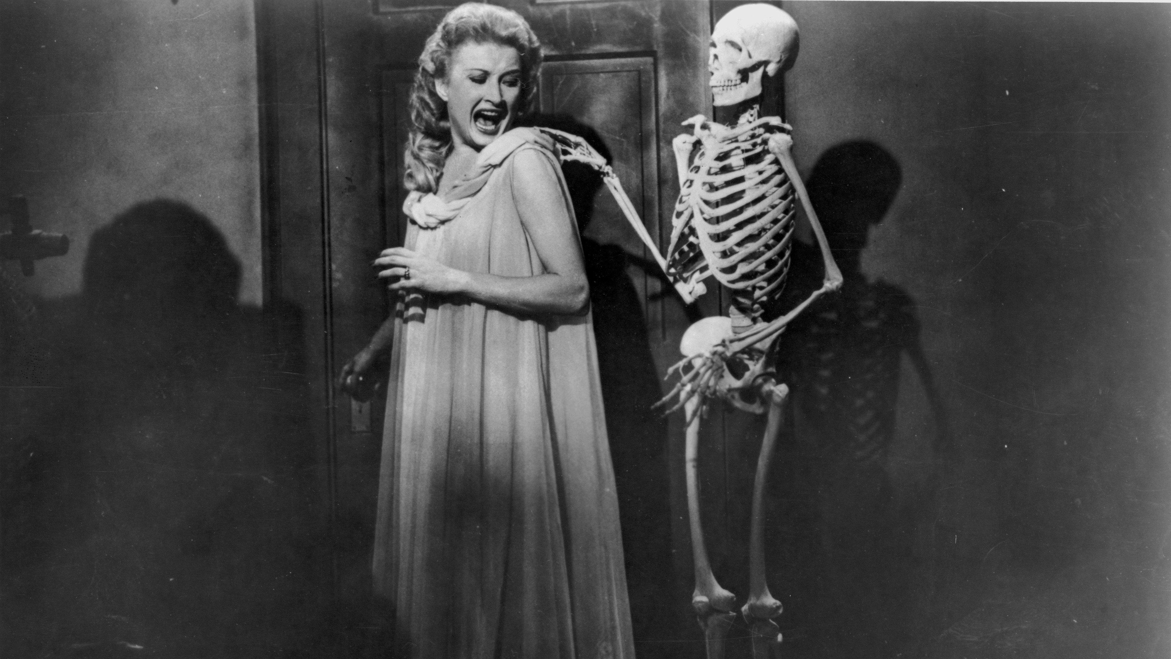 House on Haunted Hill 1959 movie scene
