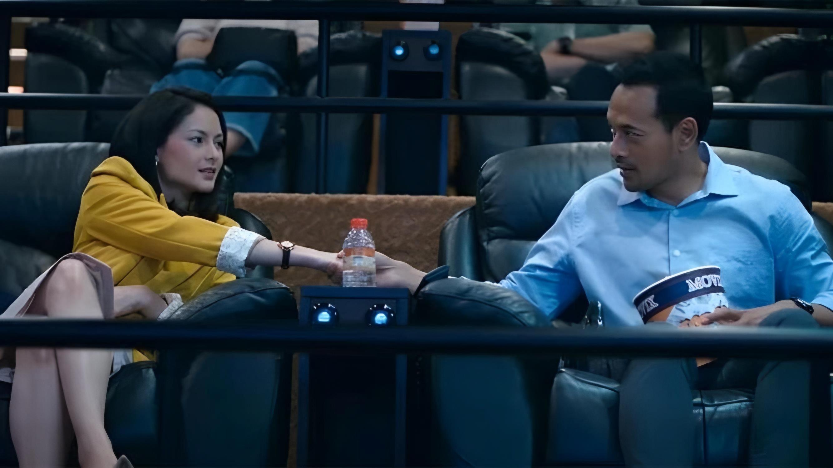 Ganjil Genap 2023 movie scene