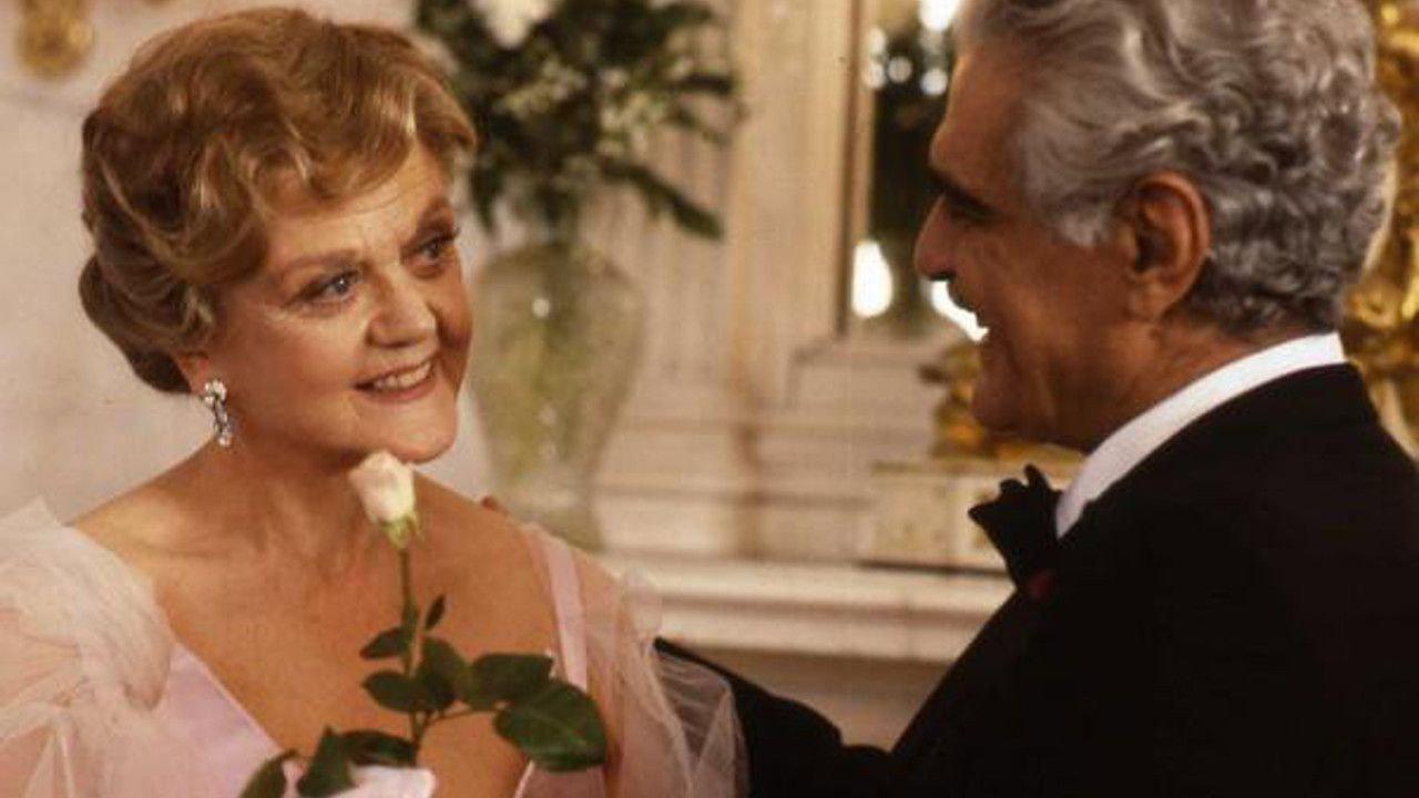 Mrs. 'Arris Goes to Paris 1992 movie scene