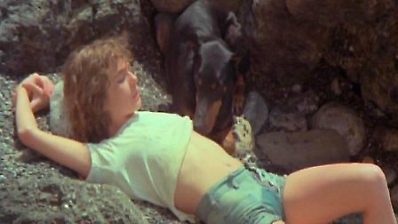 Dog Lay Afternoon 1976 movie scene