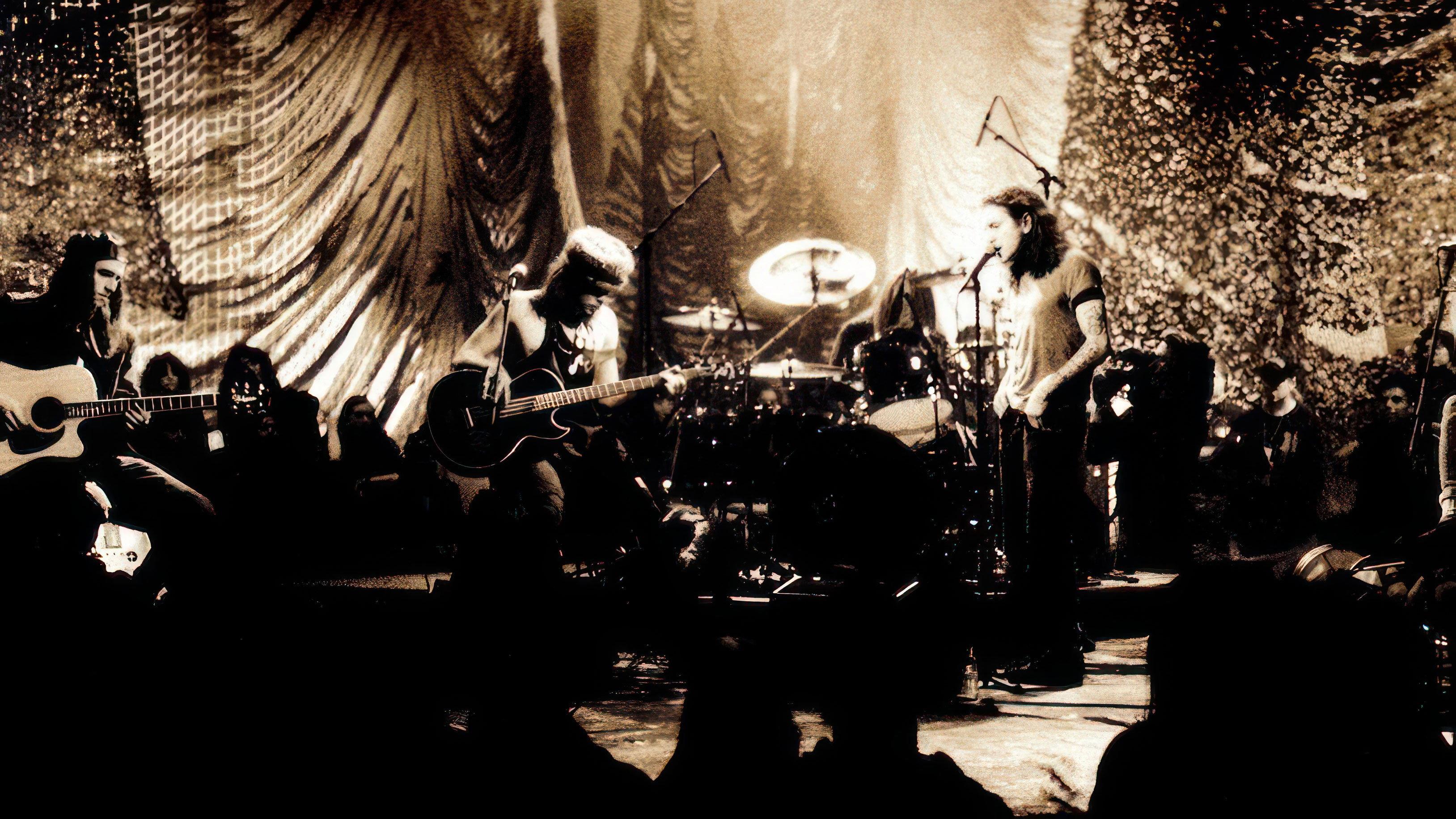 Pearl Jam: MTV Unplugged 1992 movie scene