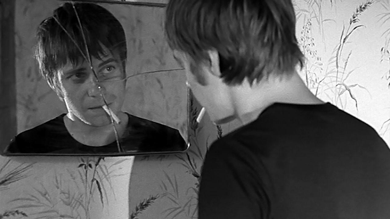 The Man Who Sleeps 1974 movie scene