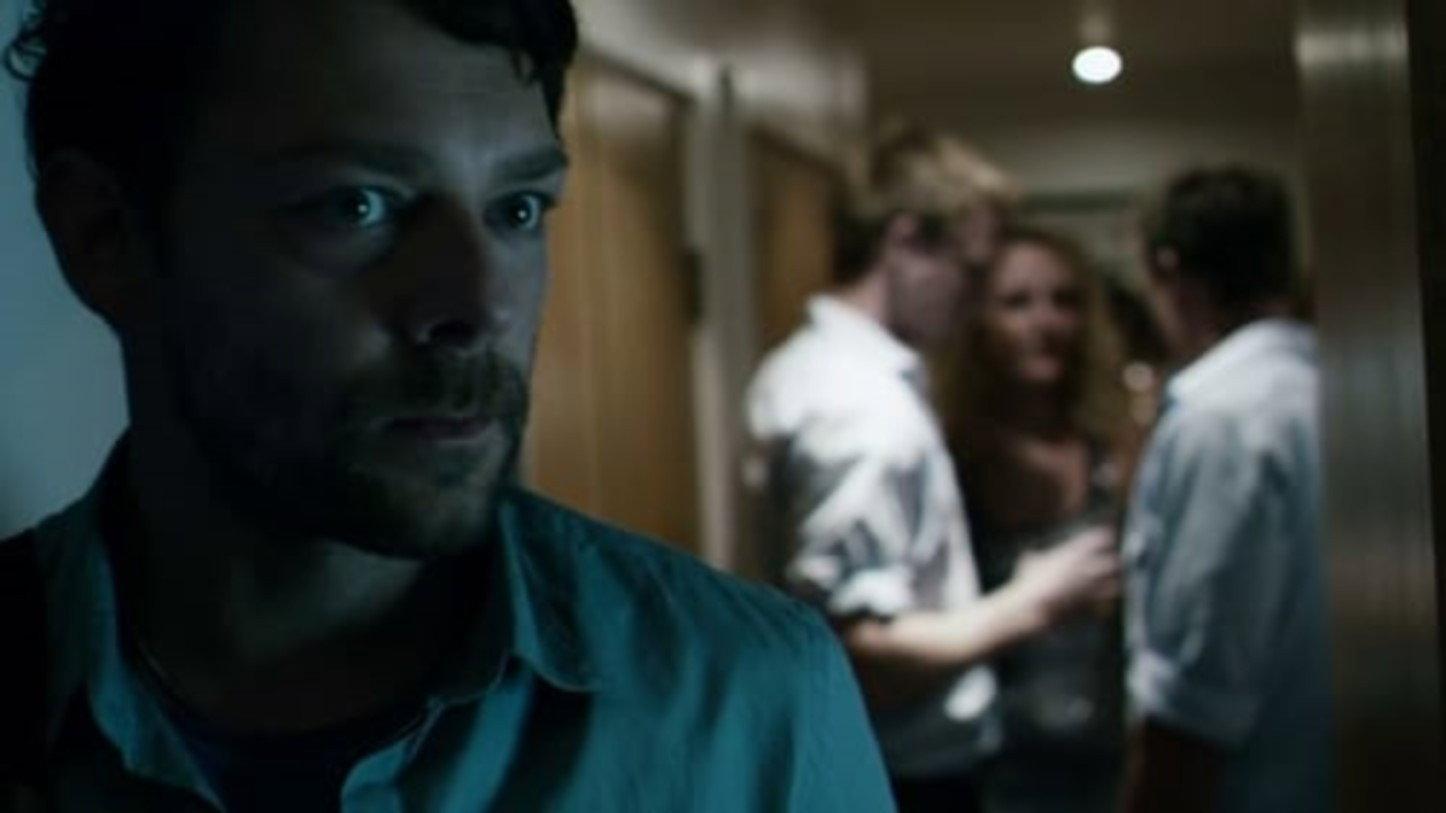 Pusher 2012 movie scene