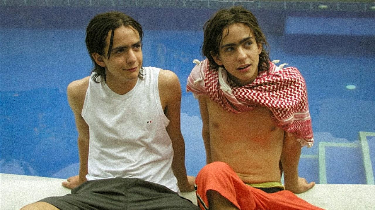 El Colombian Dream 2005 movie scene