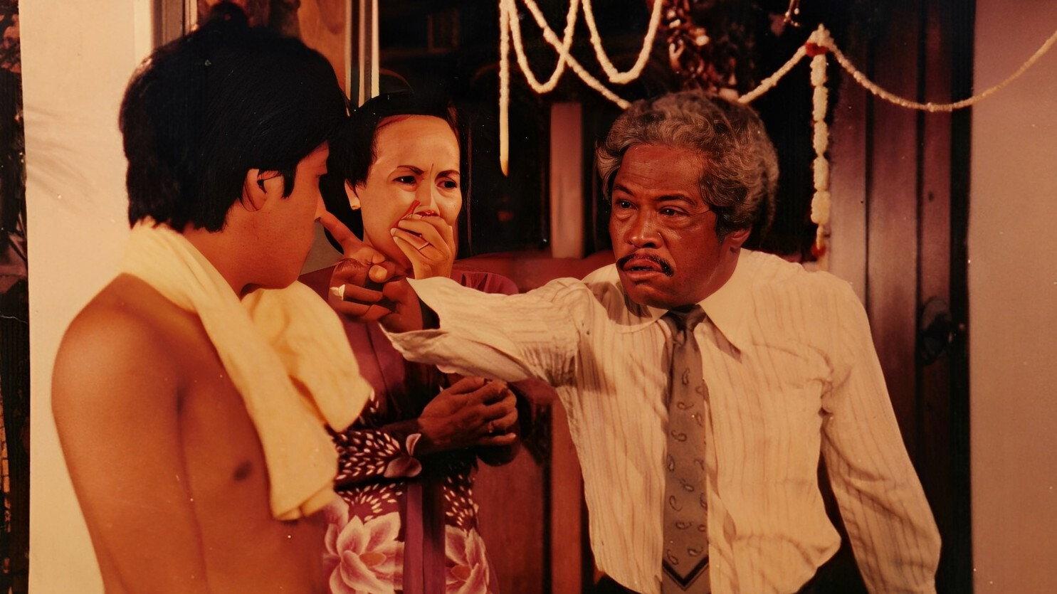Opera Jakarta 1985 movie scene