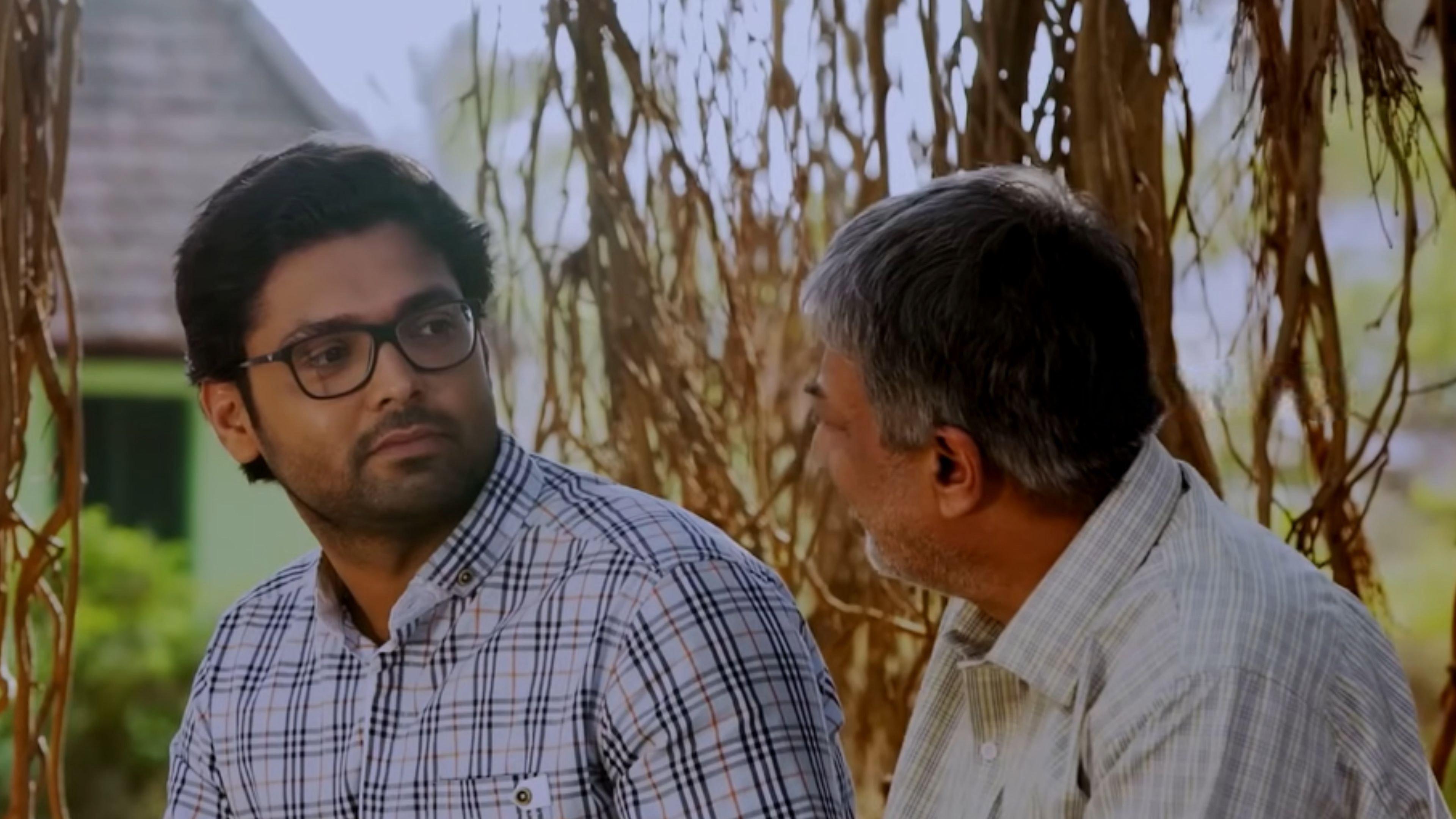 Godhi Banna Sadharana Mykattu 2016 movie scene