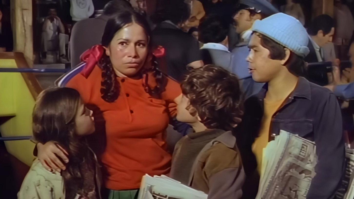 ¡El que no corre... vuela! 1982 movie scene