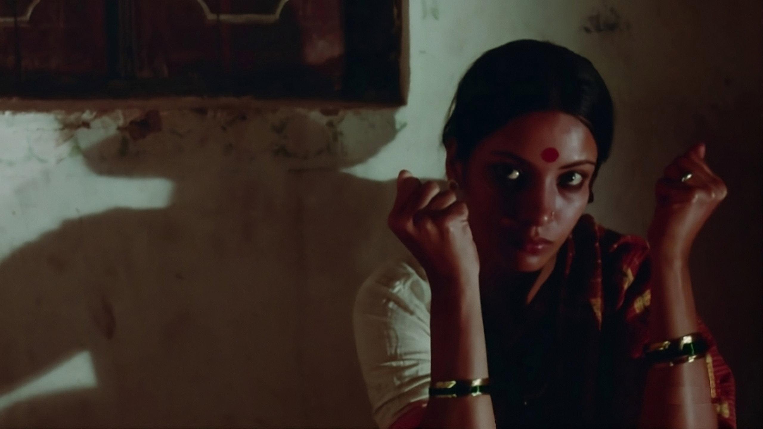 Nishant 1975 movie scene