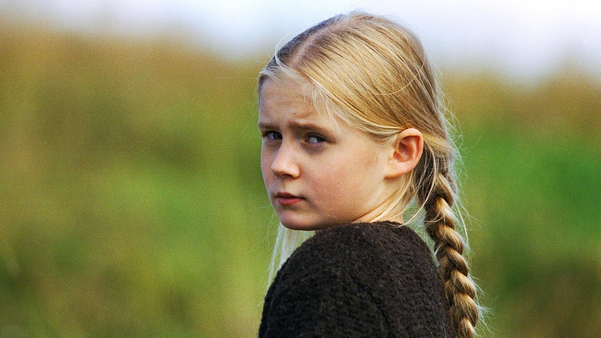 Elina: As If I Wasn't There 2003 movie scene
