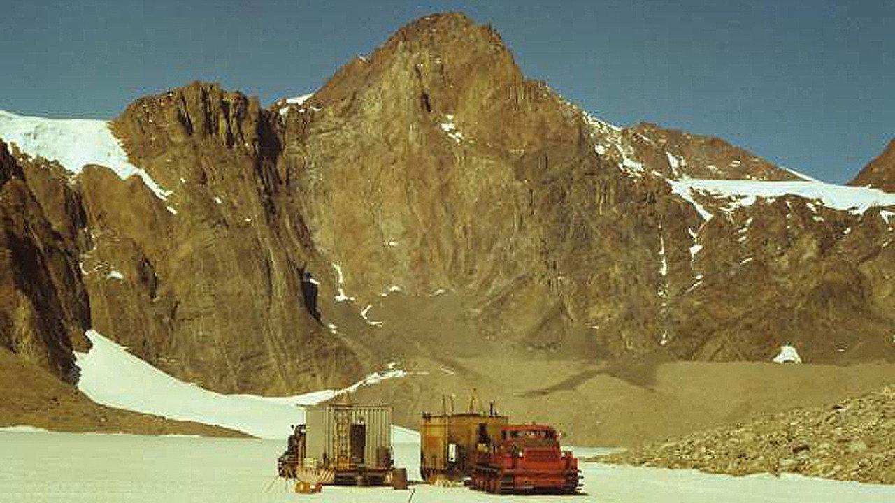 Reunification in the Ice: The Story of the Last GDR Antarctic Explorers 2020 movie scene