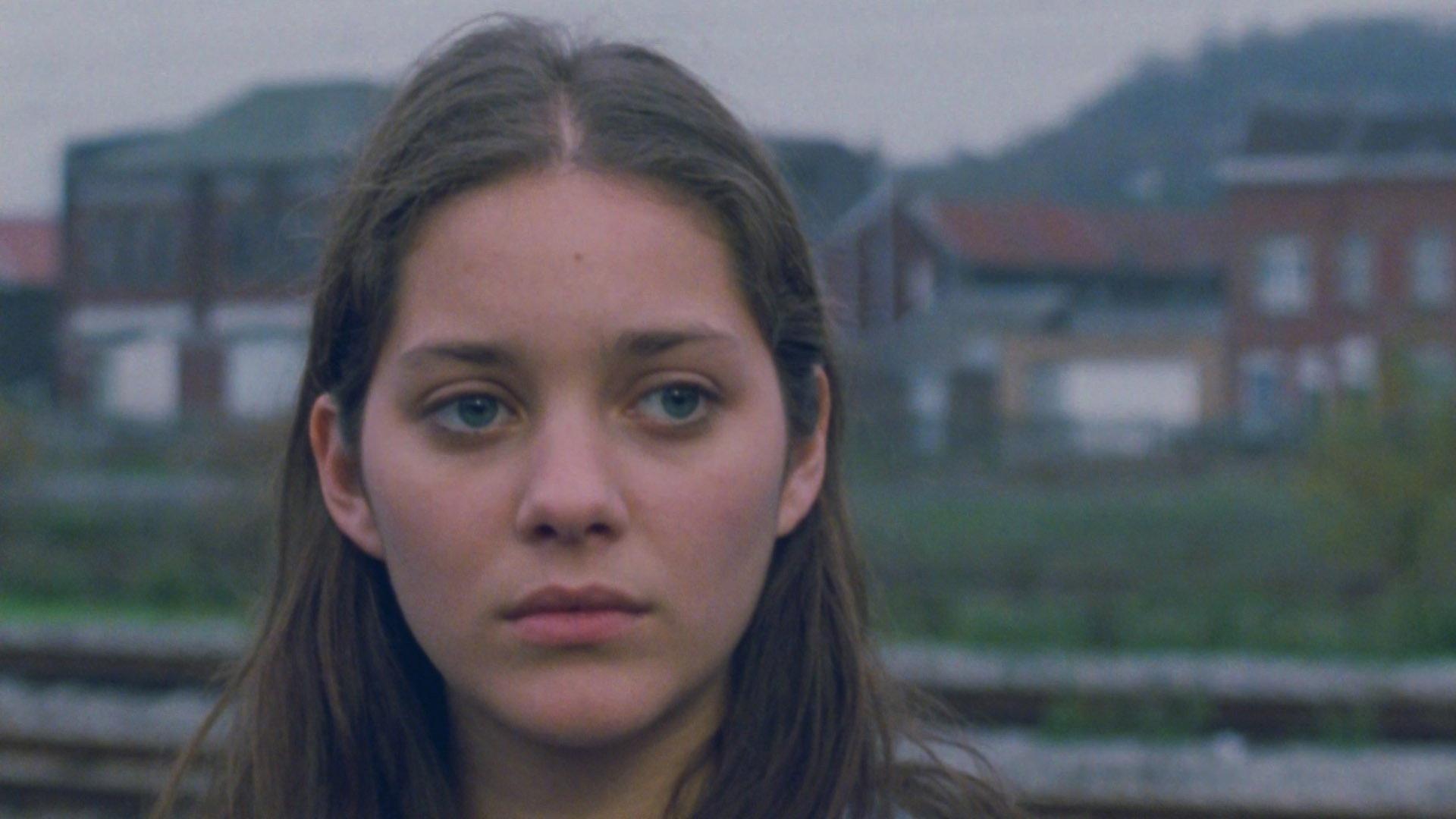 Chloé 1996 movie scene