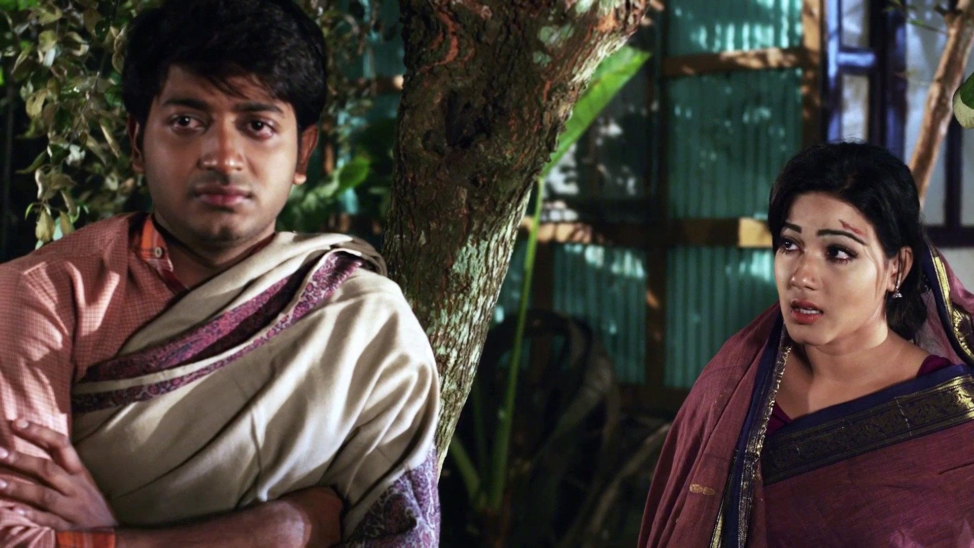 Onek Sadher Moyna 2014 movie scene