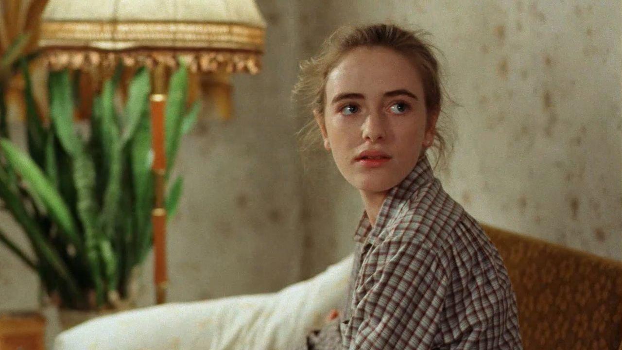 The Girl in the Lift 1991 movie scene