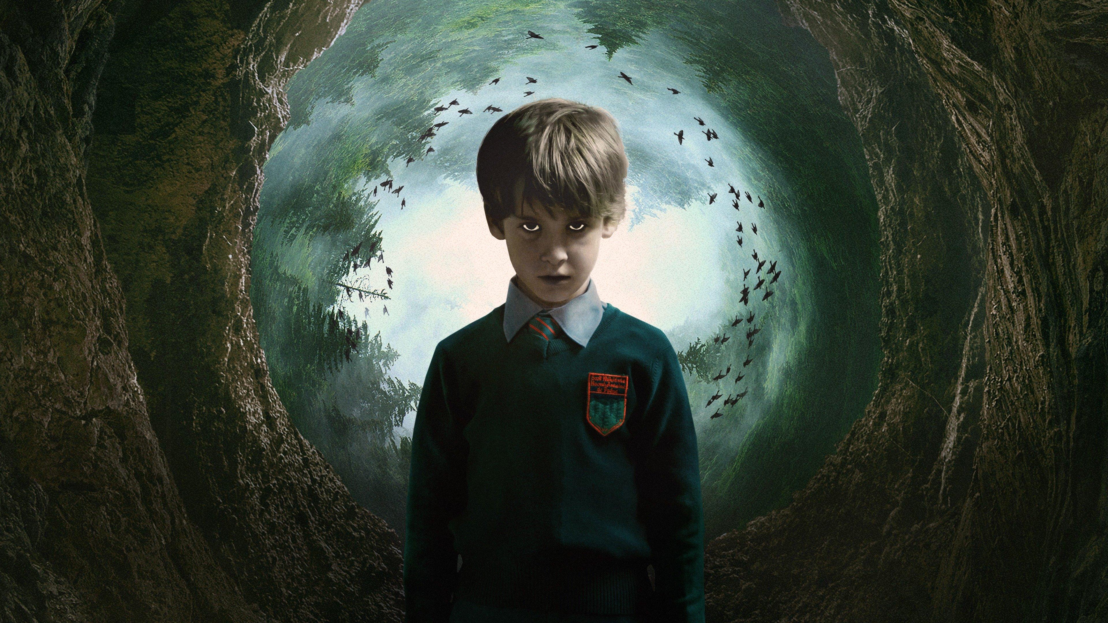 The Hole in the Ground 2019 movie scene