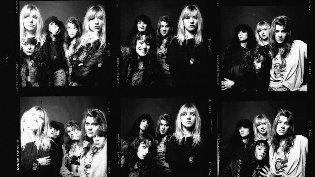 L7: Pretend We're Dead 2017 movie scene