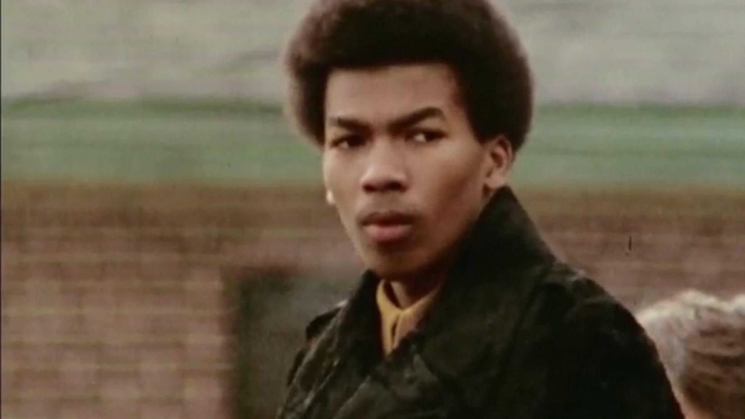 Tellin’ The World 1972 movie scene