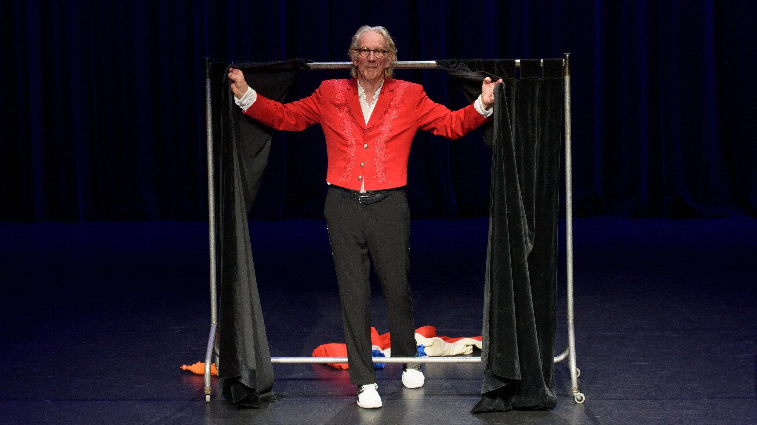 Freek de Jonge: De Schreef 2023 movie scene