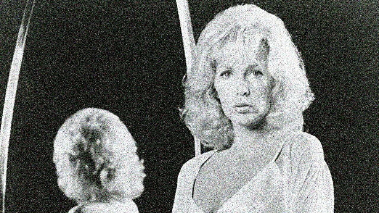 Linda 1973 movie scene