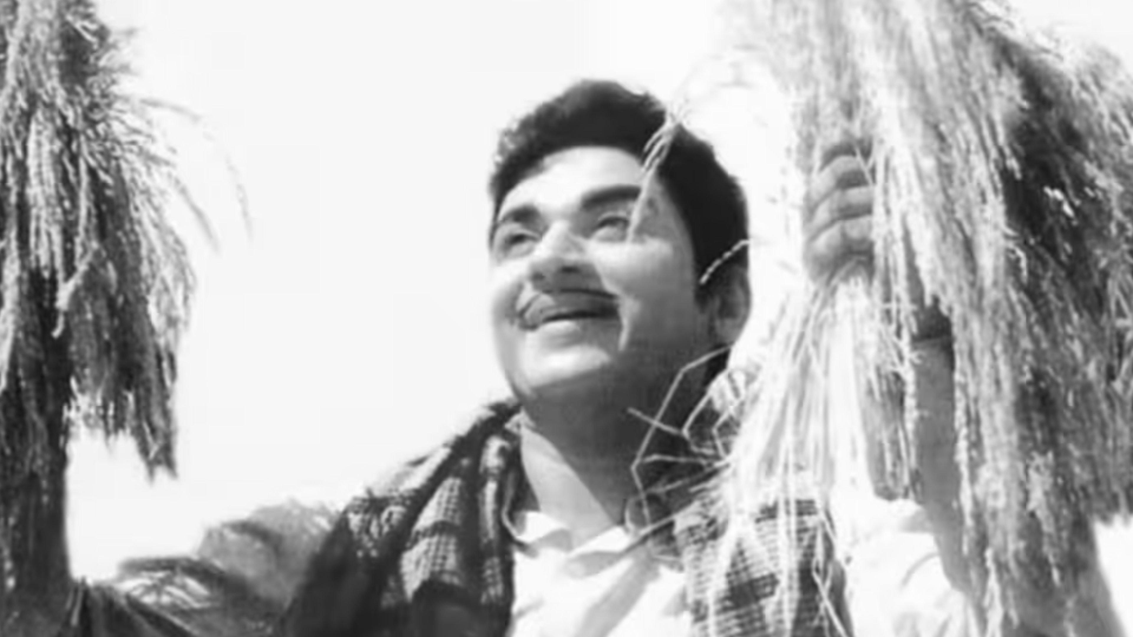 Bangarada Manushya 1972 movie scene