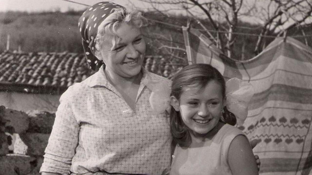 The Boy from the Schooner 'Columbus' 1964 movie scene