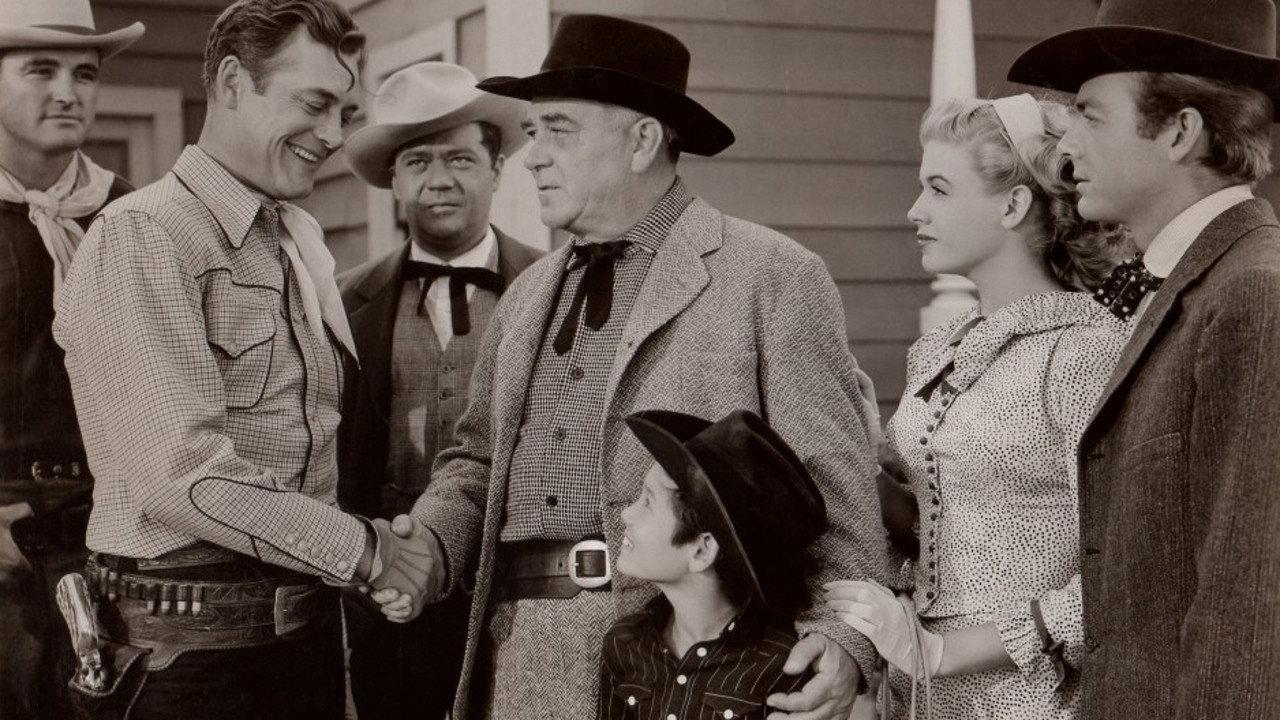 Whirlwind Raiders 1948 movie scene