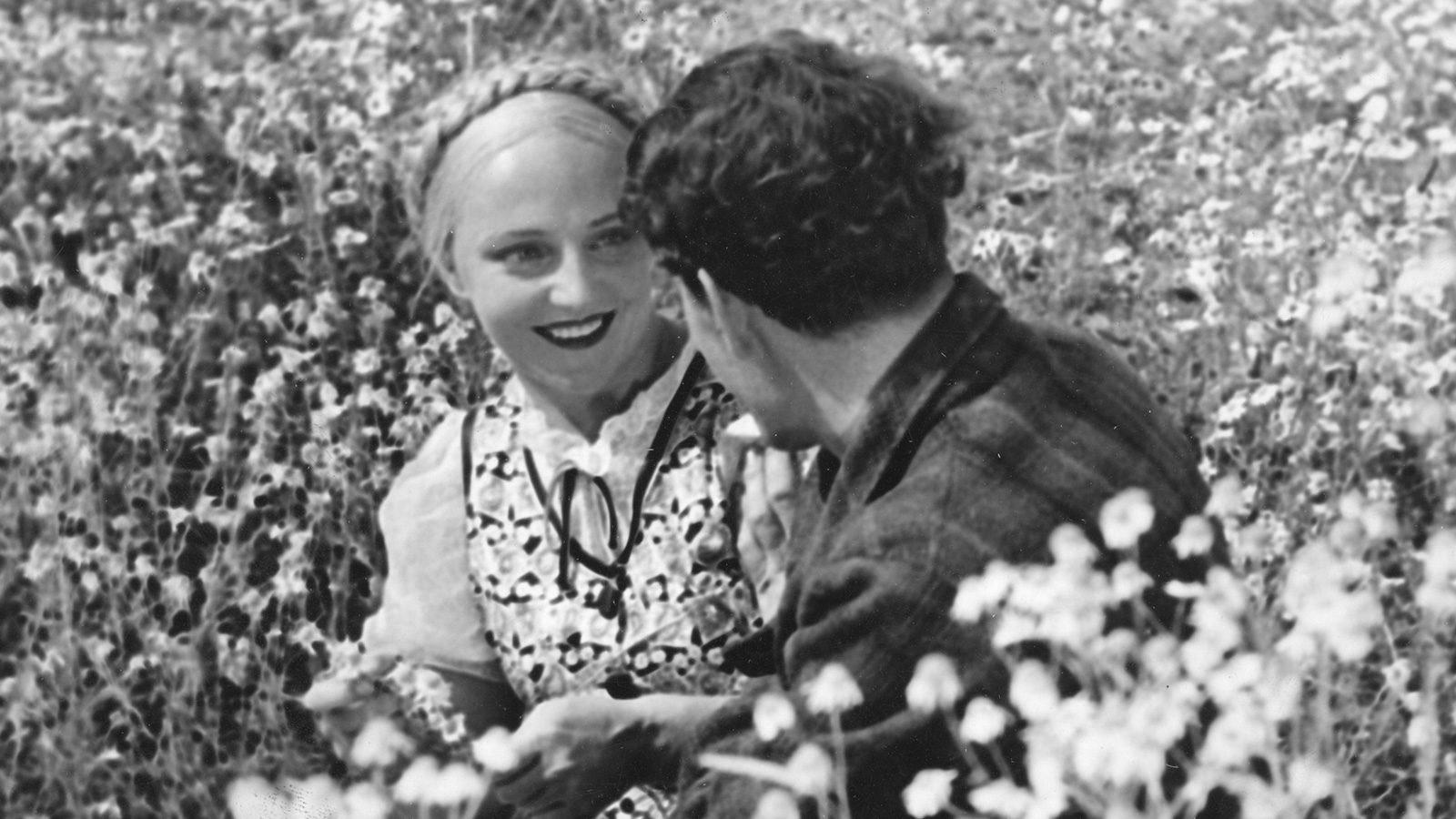 The Song of the Scarlet Flower 1938 movie scene