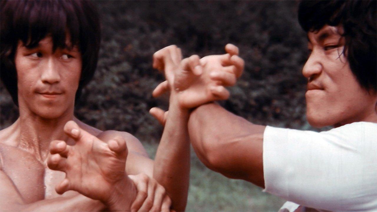 The Clones of Bruce Lee 1980 movie scene
