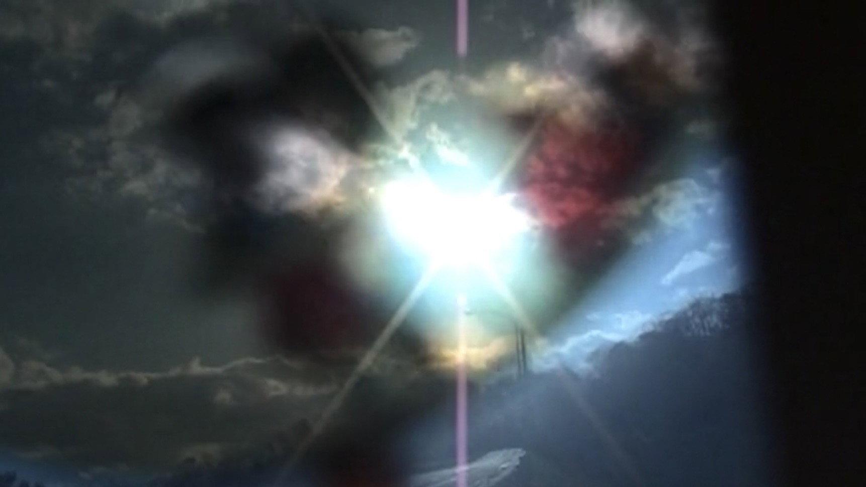 Catroptic Light 2007 movie scene