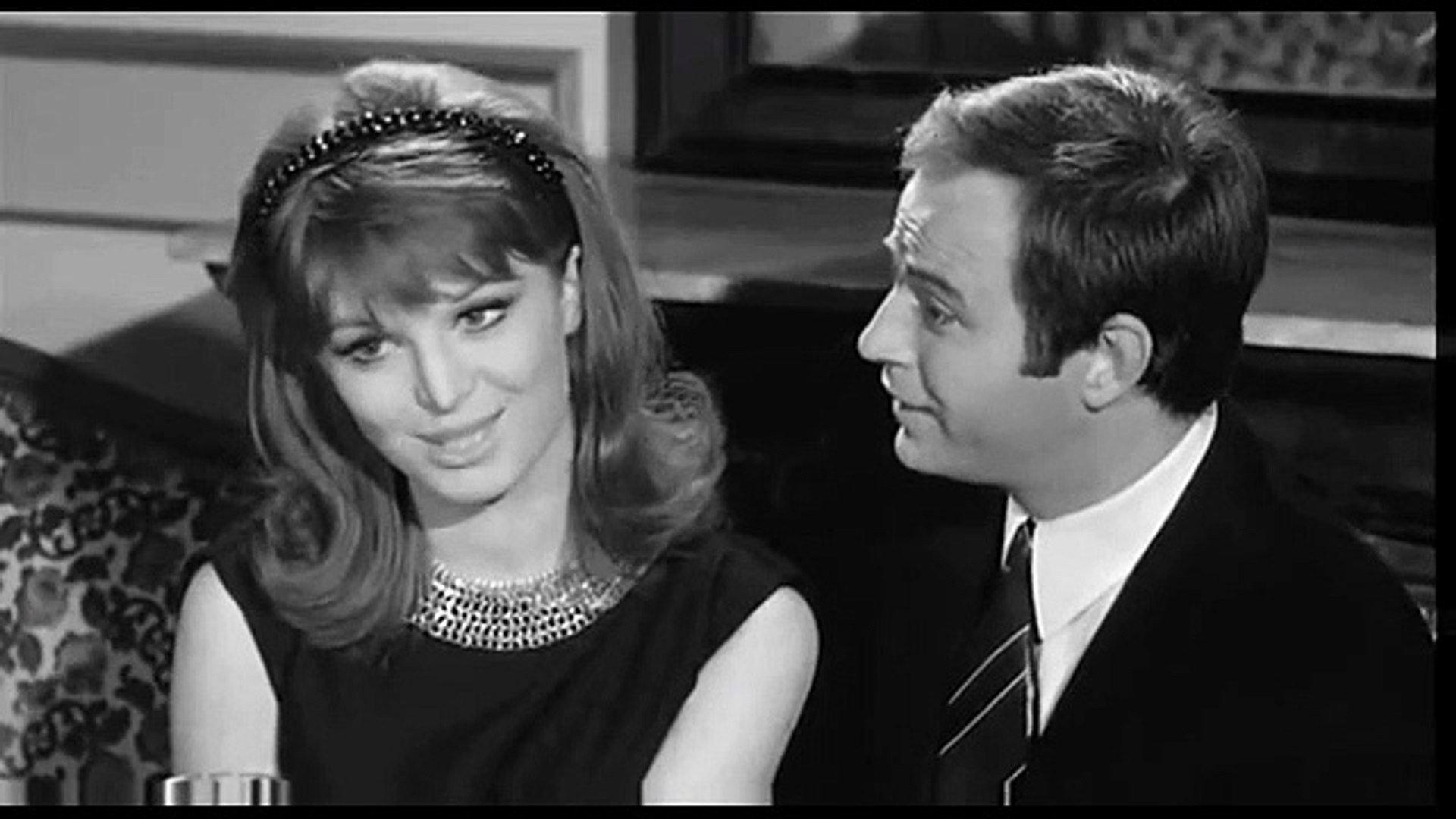 Veneri in collegio 1965 movie scene