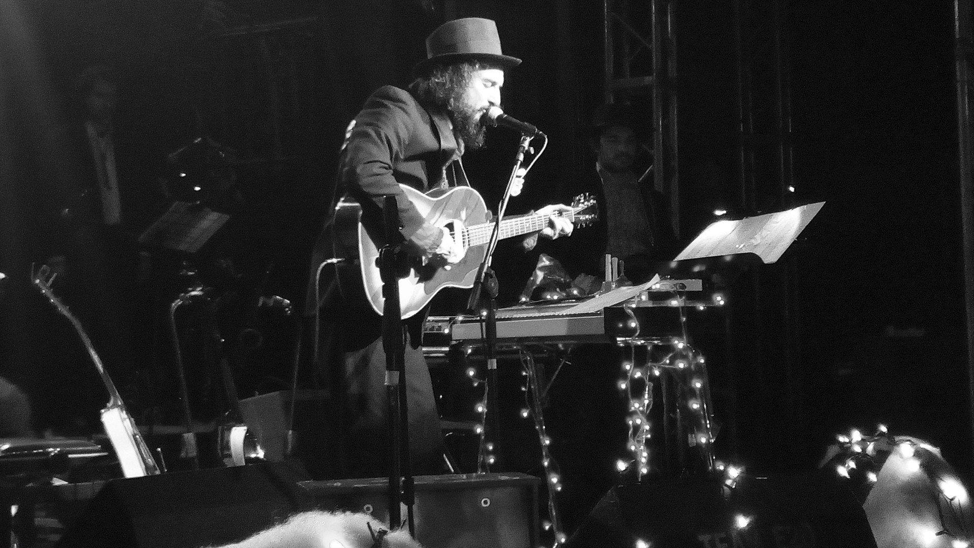 Vinicio Capossela: Liveinvolvo 2003 movie scene