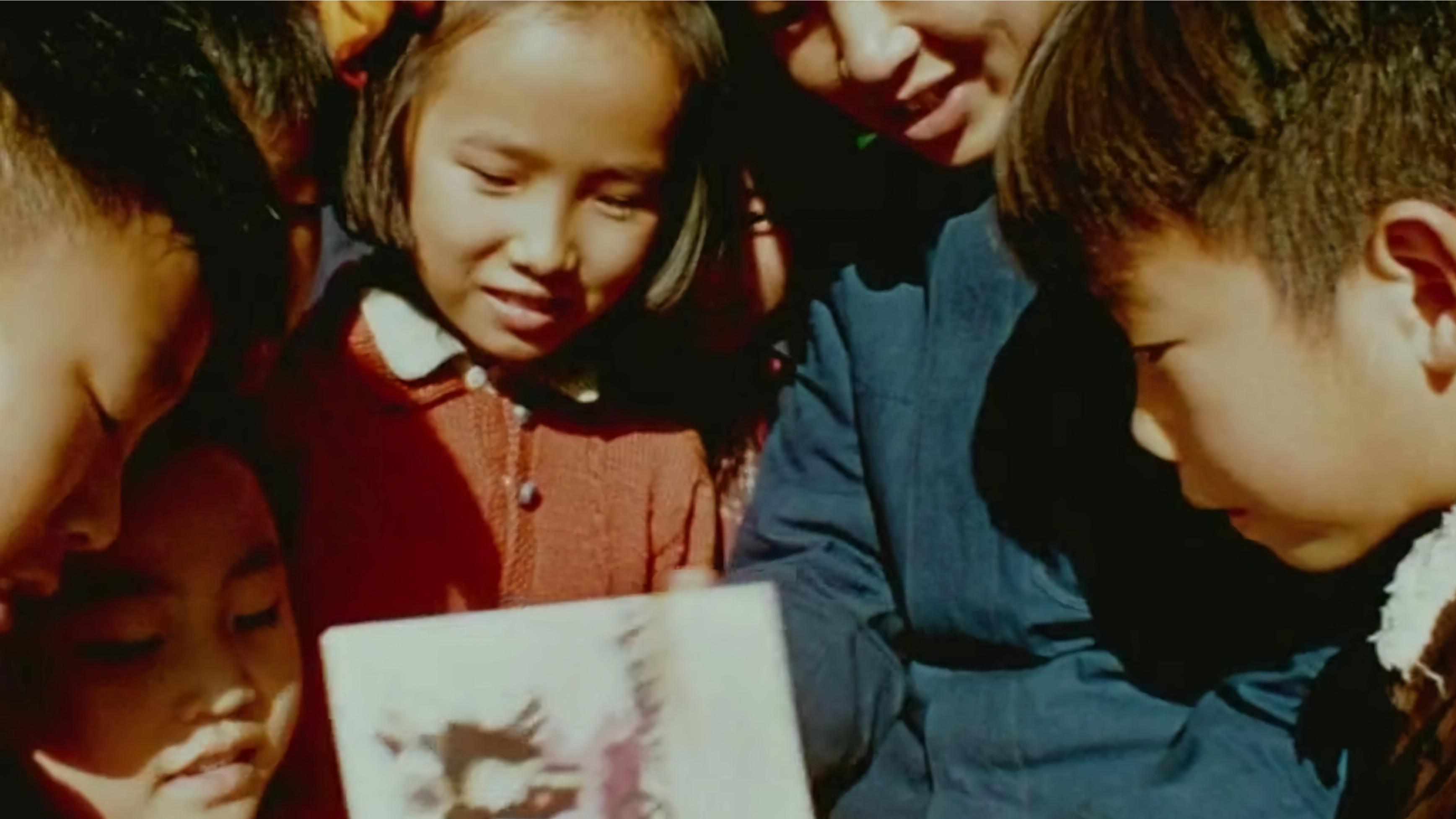 Sunday in Peking 1956 movie scene