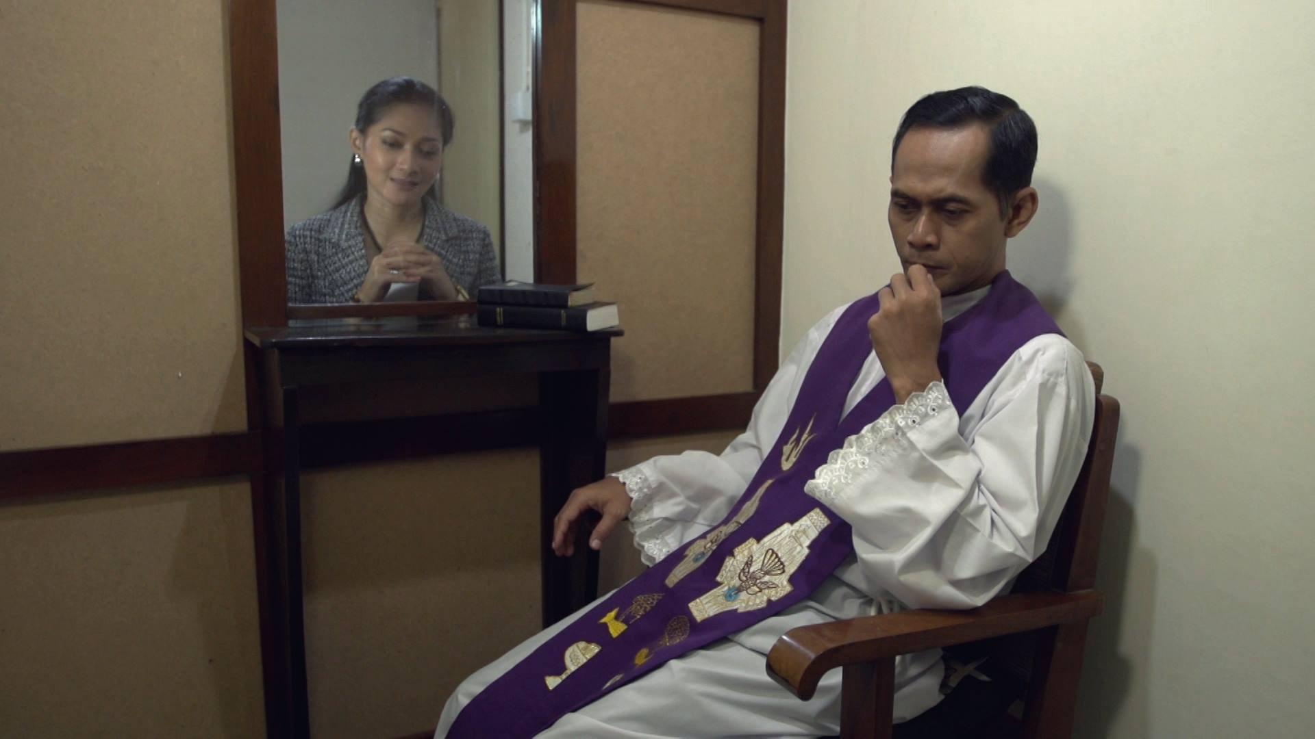 A Silent Night 2015 movie scene