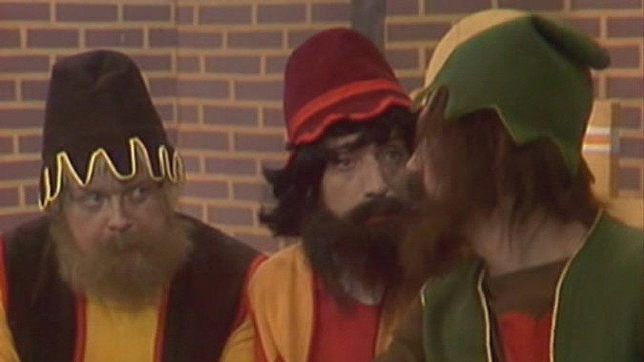 When the Robbers Came to the Town of Cardamom 1980 movie scene