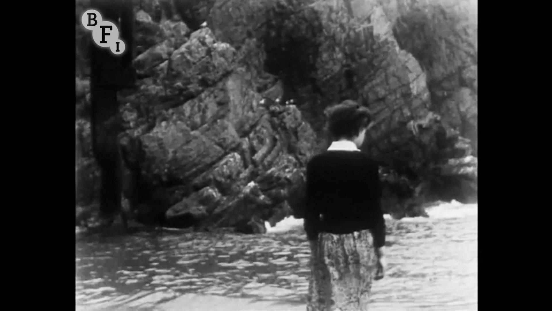The Starfish 1952 movie scene